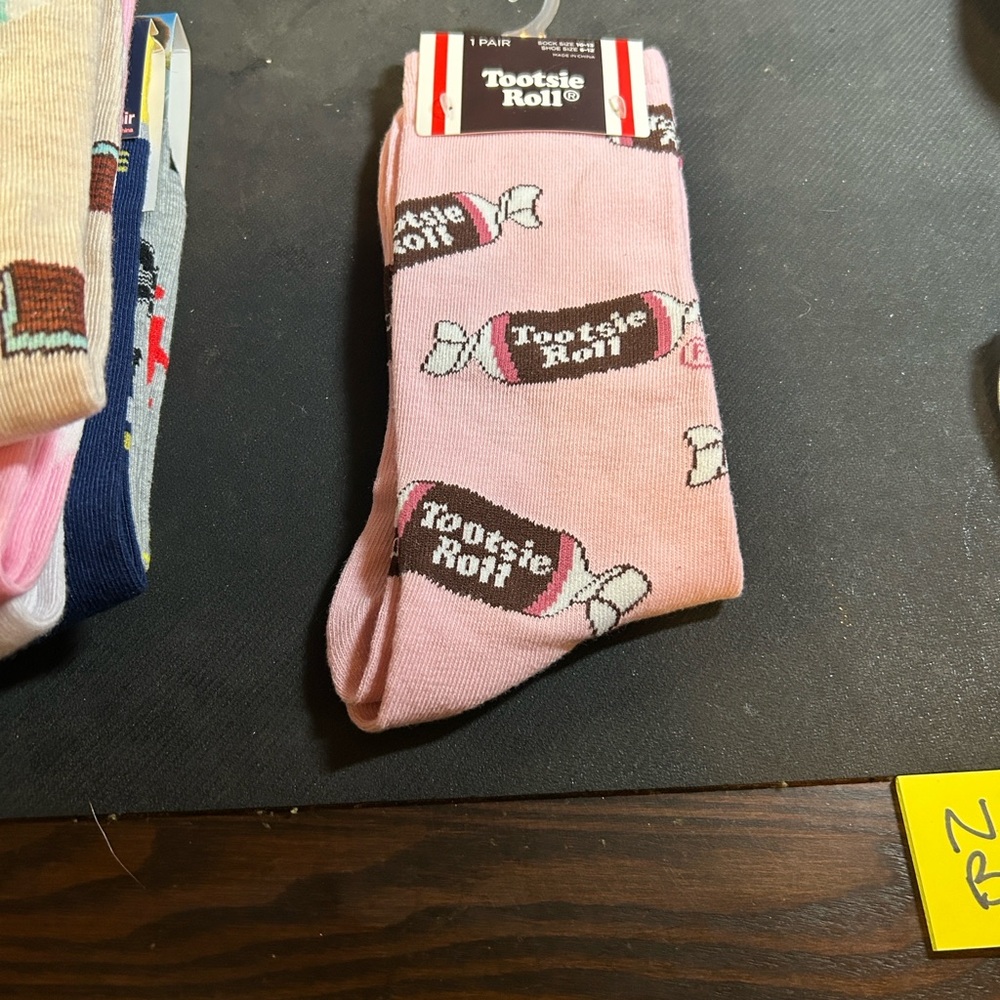 Random NWT Socks (Actor/Singer/Movie/Food/etc) 1Ct - Picture 8 of 12